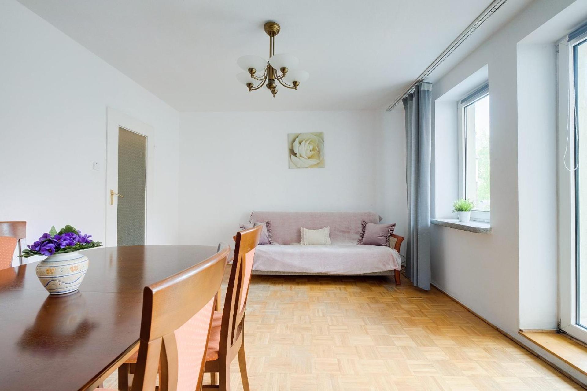 Spacious Apartment In Green Location Varsó Kültér fotó